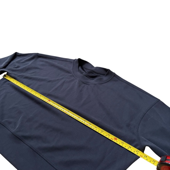 Lululemon Crew Neck Sweater - Picture 4 of 5